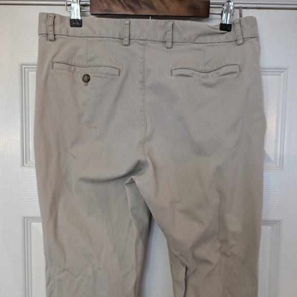 Men's OLD NAVY Flat Front Chino Pants - Picture 6 of 9